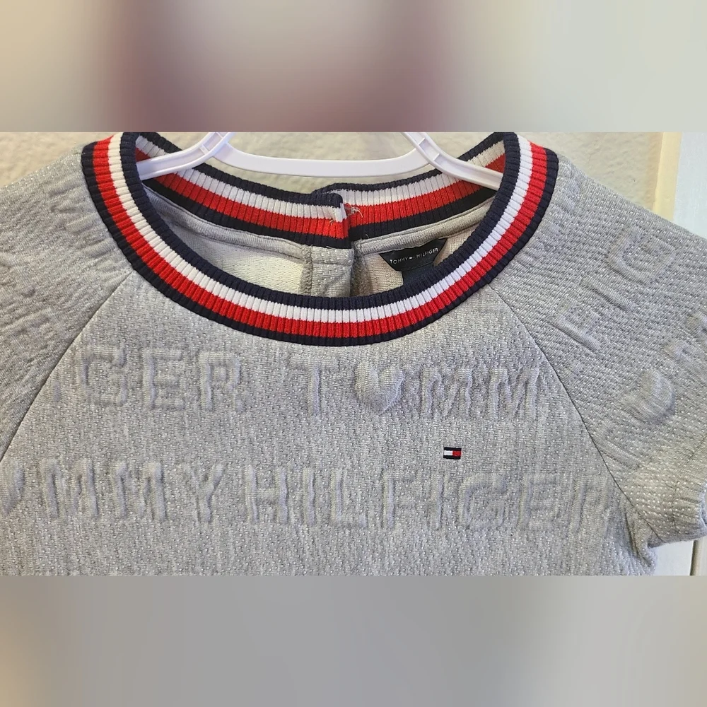 Tommy - Picture 3 of 5